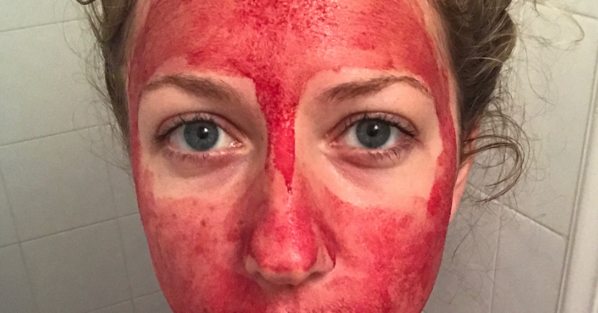 This Woman Is Smearing Period Blood On Her Face To Help ...
